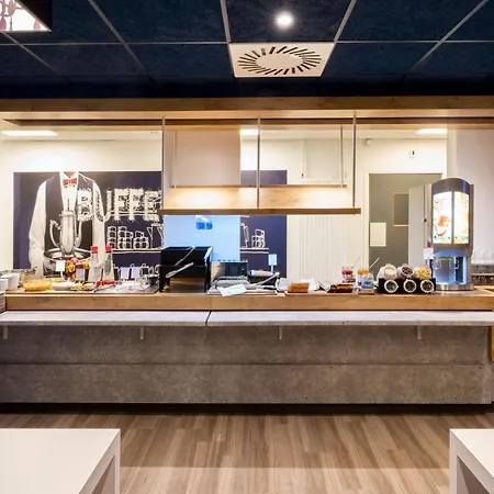 Ibis Budget Saint-étienne Centre Gare Châteaucreux Hotel Saint-Etienne (Loire)